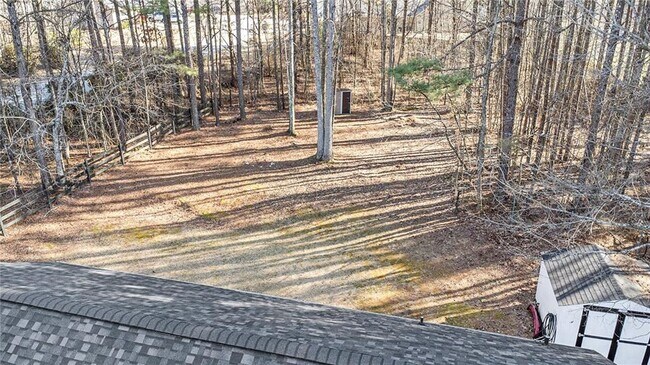 Building Photo - 192 Conifer Ln