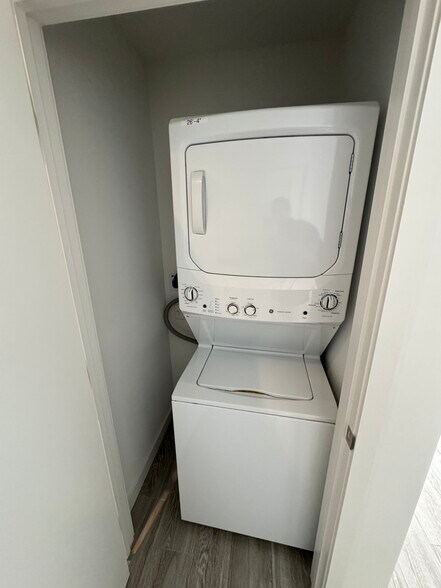 Building Photo - 111 NW 27th St