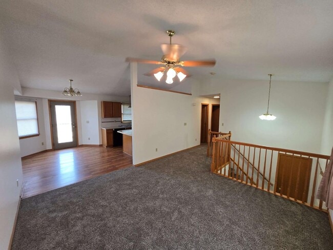 Building Photo - 1914 S Prescott Cir