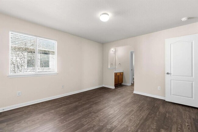 Building Photo - 1209 Laurel Oak Trail
