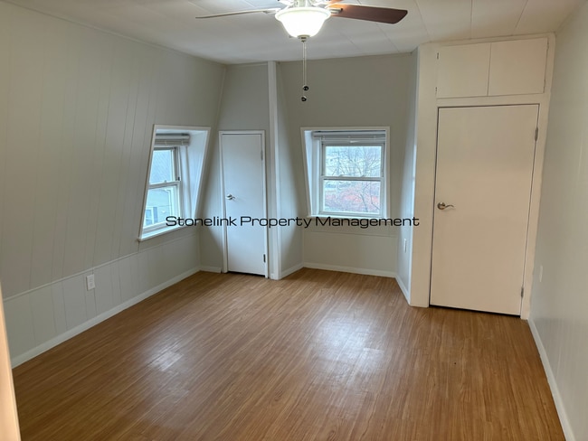 Building Photo - 51 Matilda St