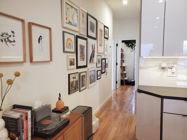 Building Photo - 101 Avenue A