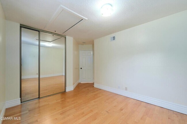 Building Photo - 4345 Willow Glen St