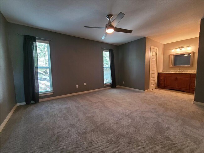 Building Photo - 3214 Clawson Rd