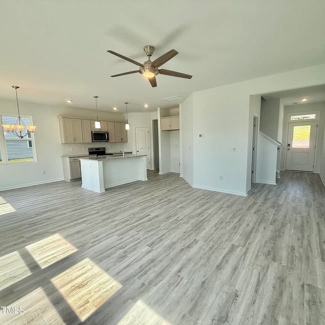 Building Photo - 350 Tormore Dr