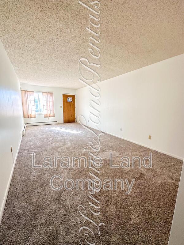 Building Photo - 1453 N 5th St