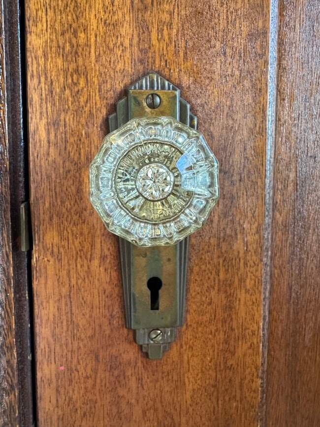 Building Photo - Stephens Properties 1325