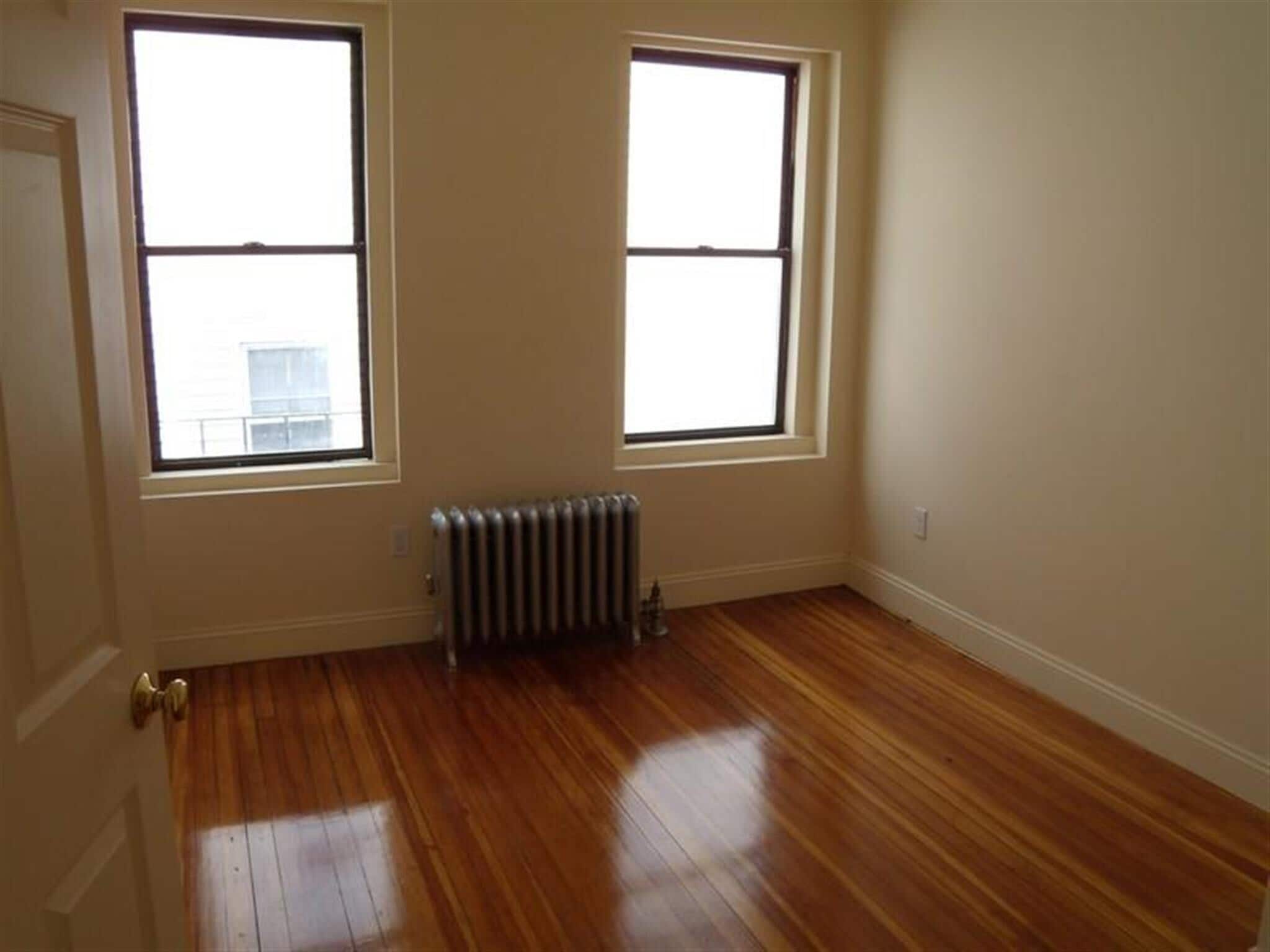 Building Photo - 217 Highland Ave