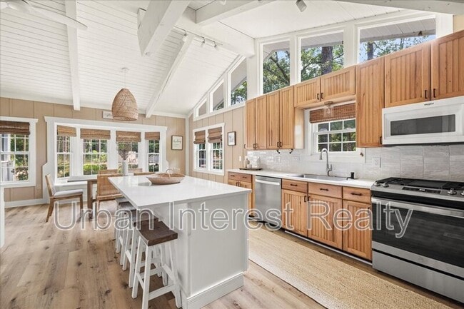 Building Photo - 108 Osprey Ln