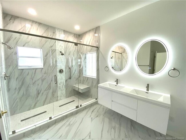 Building Photo - 3486 NW Oak Glen Dr