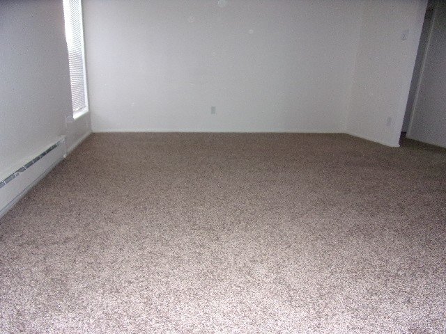 Building Photo - Victoria Crossing - 1 Bedroom - 1 Bathroom Condo.