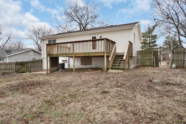 Building Photo - Gorgeous 3-Bedroom Home in Prime Ballwin L...