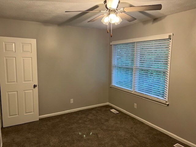 Building Photo - 781 Terrace Dr