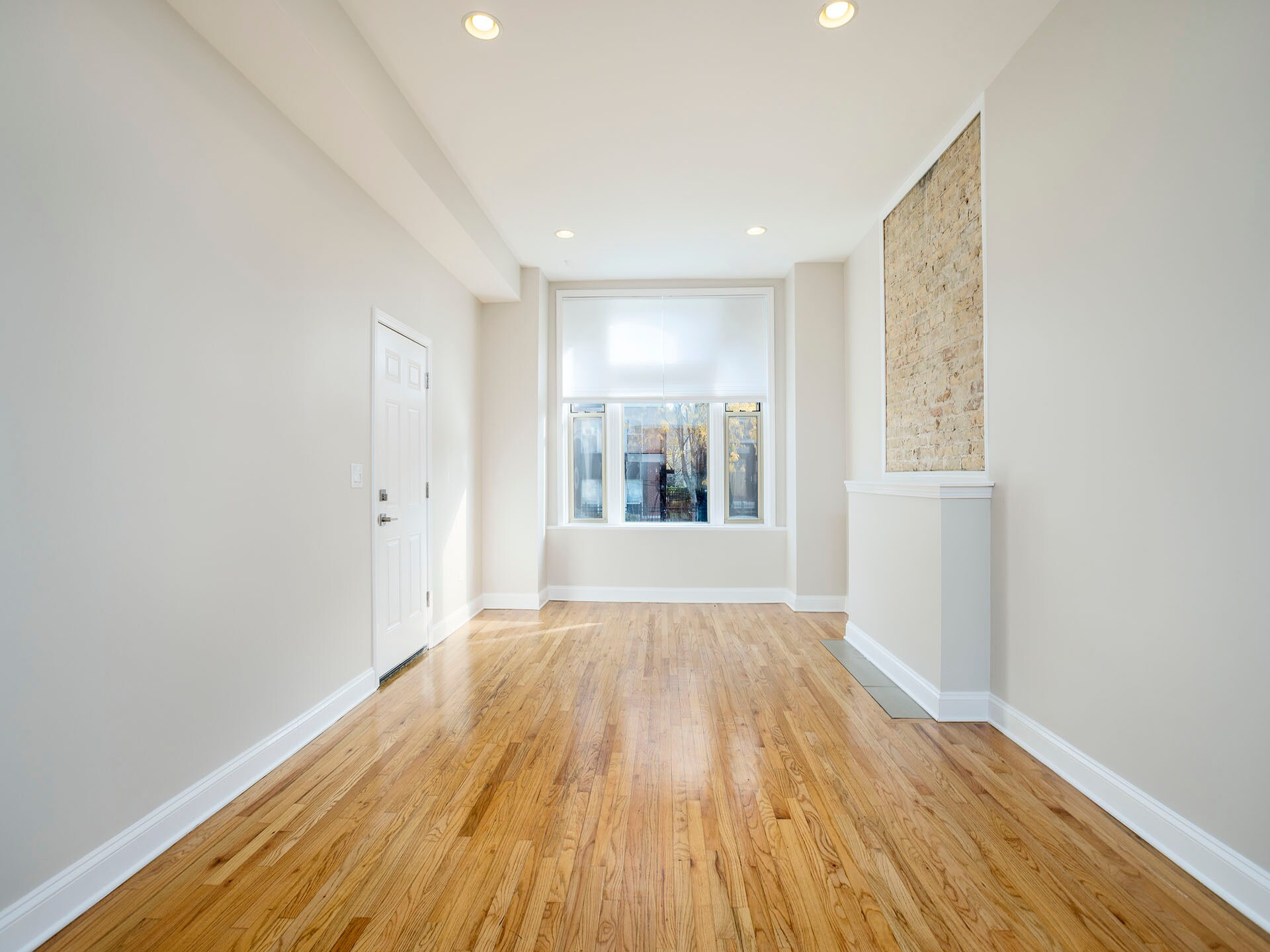 Building Photo - 1306 S Fairfield Ave