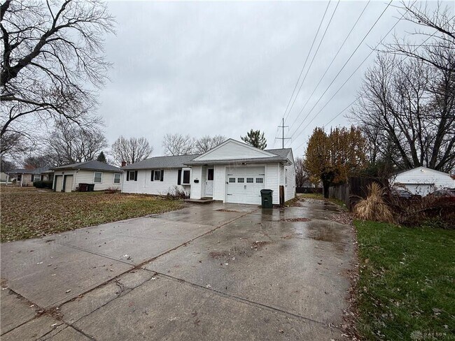 Building Photo - 217 Wolf Ave