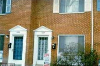 Building Photo - 1204 Westview Terrace