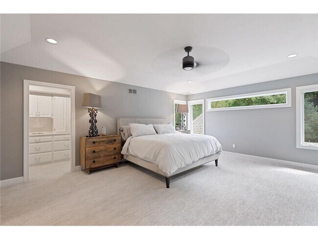 Building Photo - 960 Bayside Ln