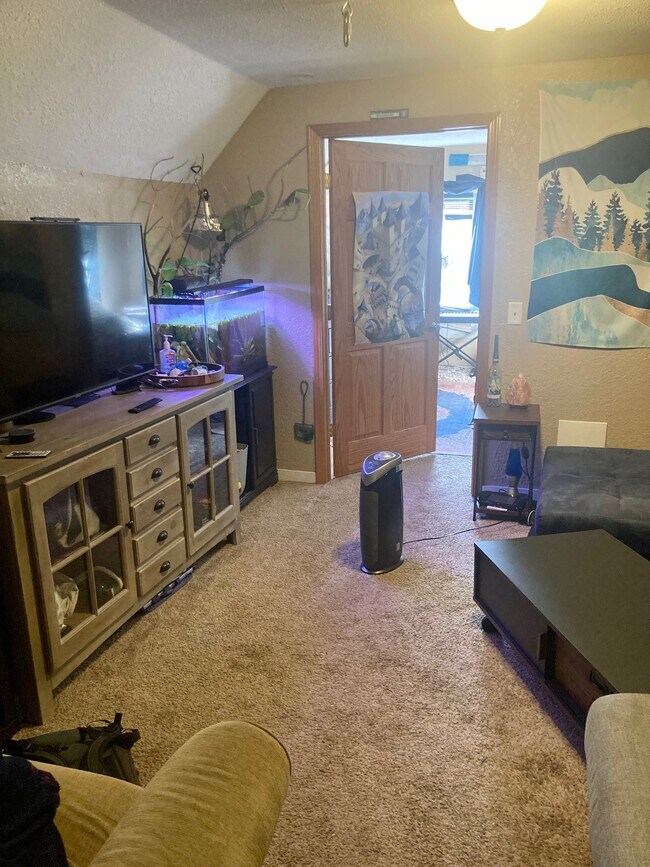 Upper living room - 1765 Selby Ave