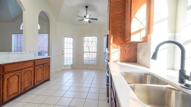 Building Photo - 912 Chestnut Ct