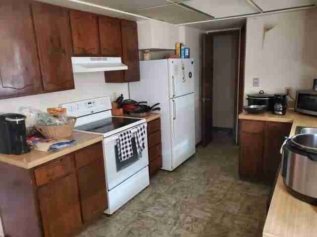 Building Photo - 2124 27th Ave Ct