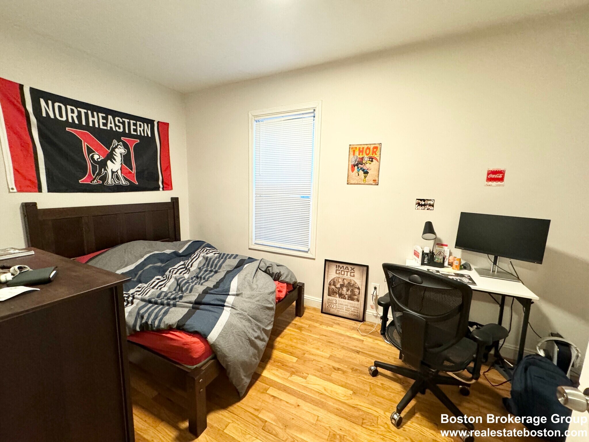 Building Photo - 731 Parker St