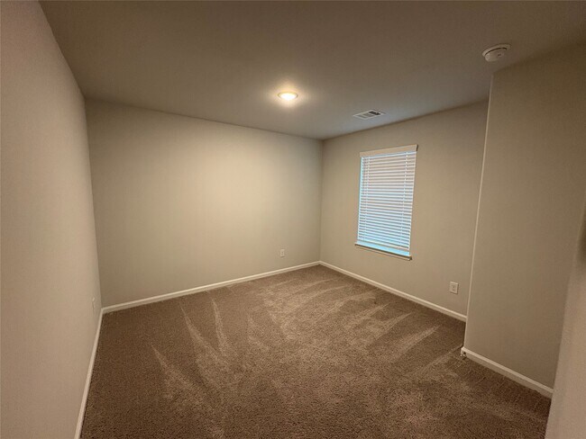 Building Photo - 56 Valiant Ridge Trail