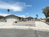 Building Photo - 3548 Silver Bend St