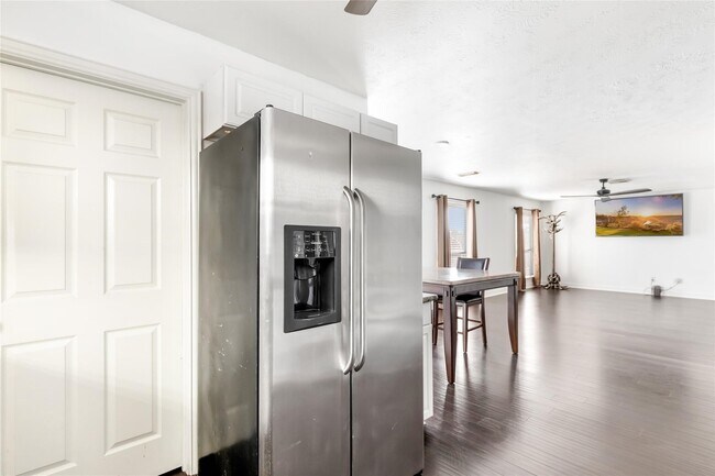 Building Photo - 18042 Noble Forest Dr