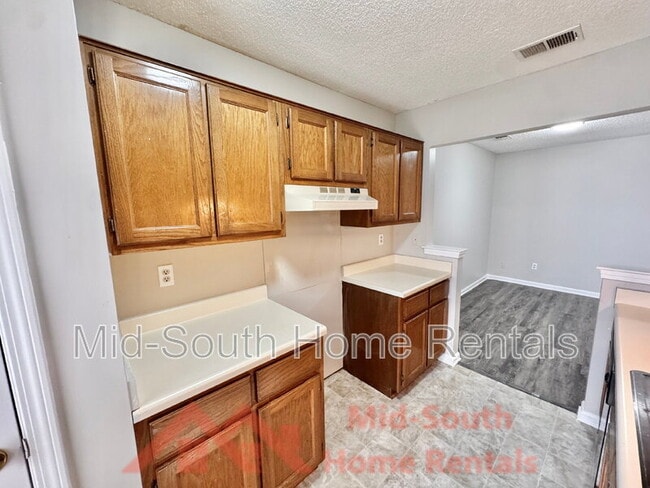 Building Photo - 5528 Ginners Dr