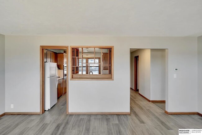 Building Photo - 4620 Van Dorn St