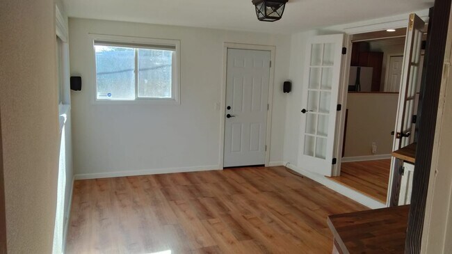 Bonus Living Room - 1705 W Stoll Pl