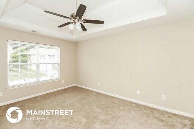Building Photo - 5888 Bluegrass View