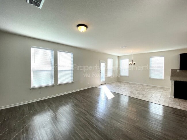 Building Photo - 9803 Boxer Creek