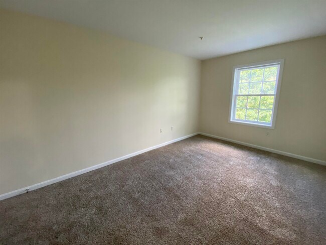 Building Photo - 20 Sentinel Court