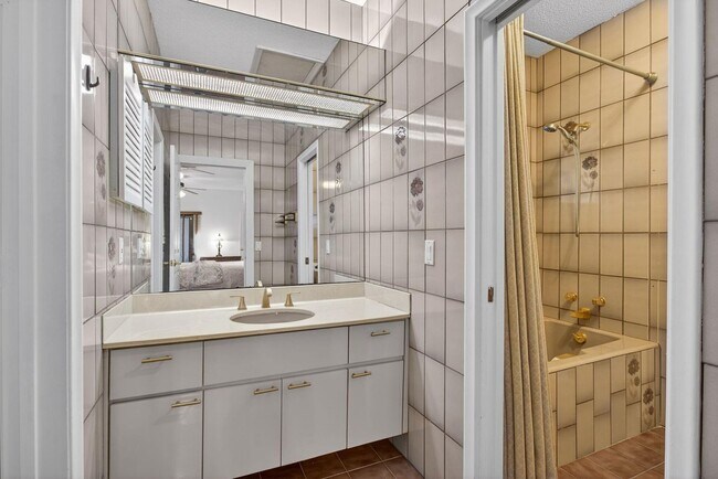 Building Photo - 3170 Estates Dr