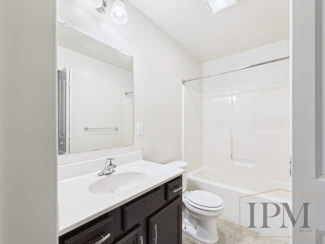 Building Photo - Coming Soon - Spacious 2 Bedroom, 2.5 Bath...