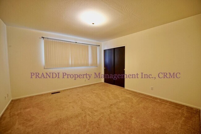 Building Photo - 151 Dominican Dr