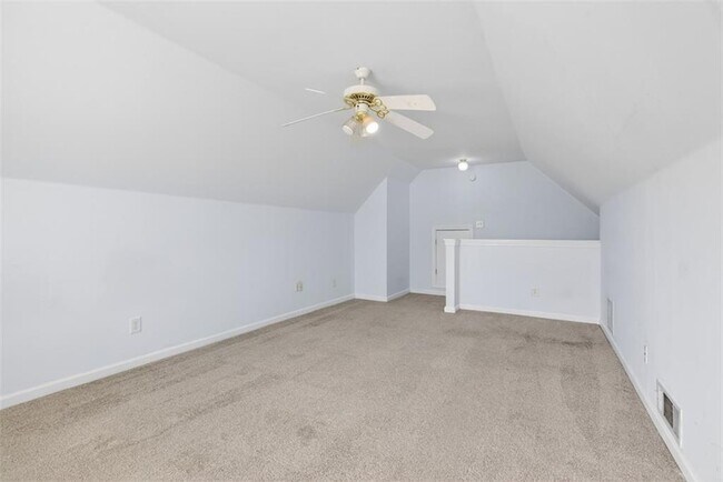 Building Photo - 5630 Saltcreek PIace NE