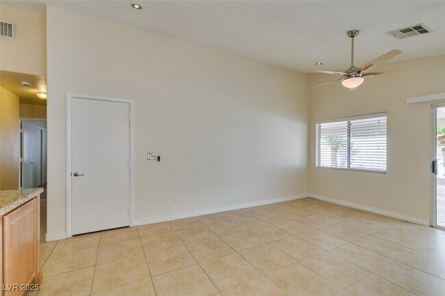 Building Photo - 744 Gritty Garnet Ave