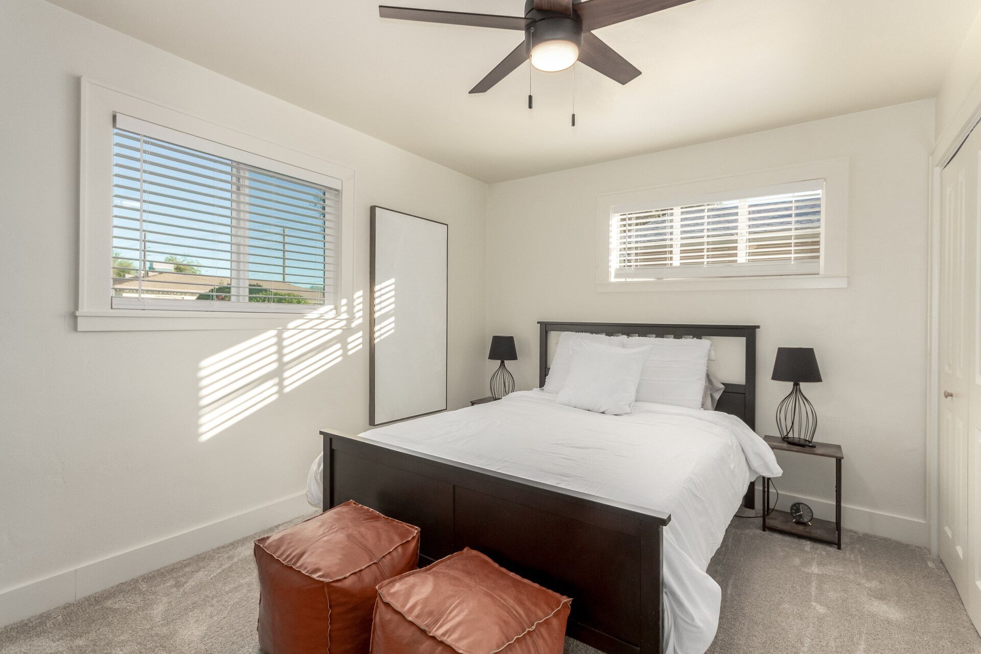 Building Photo - 1935 E Coolidge St