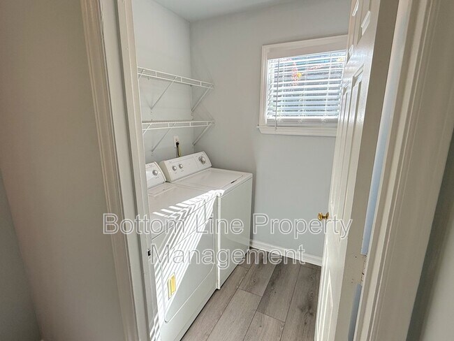 Building Photo - 9031 J M Keynes Dr