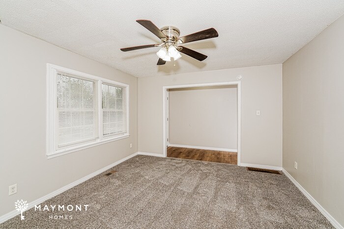 Building Photo - 908 Kathryne Cir