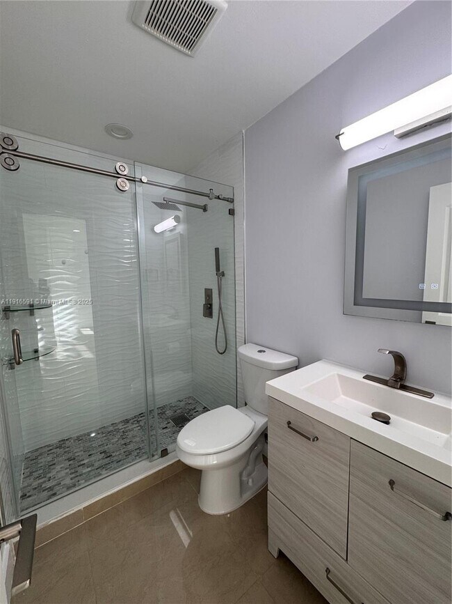 Building Photo - 20521 SW 125th Ave