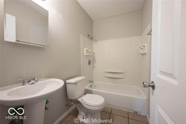 Building Photo - 1529 E Ohio St