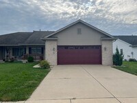 Building Photo - BEAUTIFUL 3 BEDROOM 2 FULL BATH ROCHESTER!!