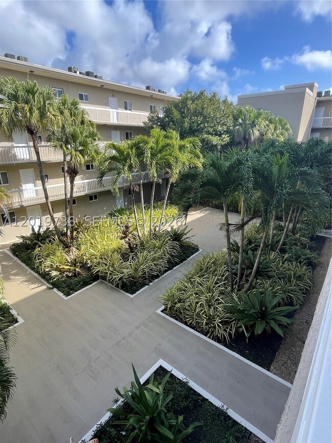 Building Photo - 7815 Camino Real I-216
