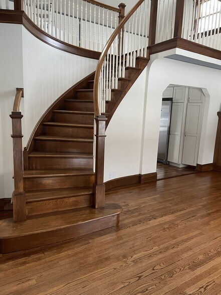 Building Photo - 71201 Coon Creek Rd