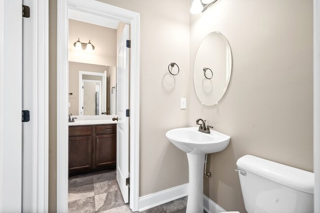 Building Photo - 172 Dundee Dr