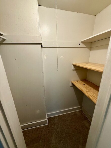 Building Photo - 7 Borthwick Ave