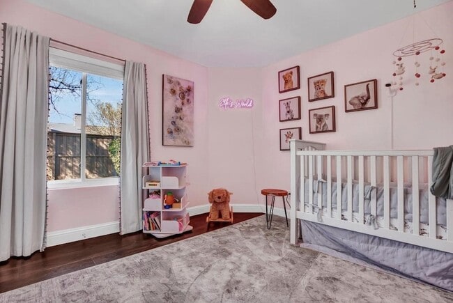 Building Photo - 5915 Smoke Glass Trail